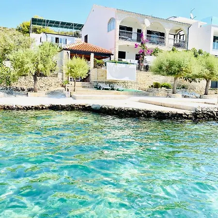 Veic Lägenhet Rogoznica (Sibenik-Knin)