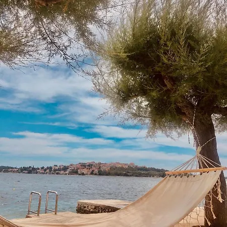 Veic * Rogoznica (Sibenik-Knin)