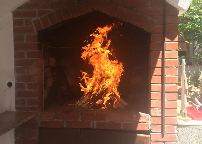 Veic Апартаменты Рогозница